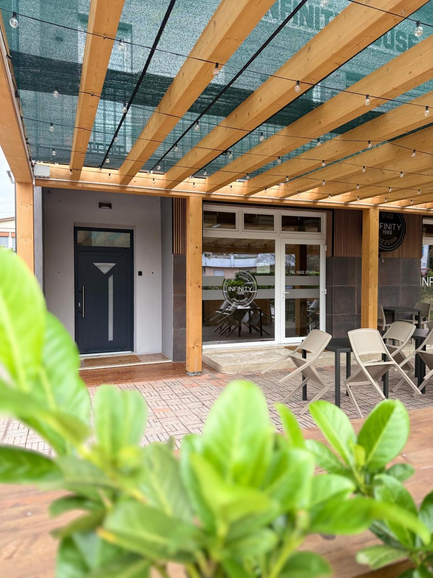 Отель Infinity House - Eleganza Moderna Tra Treviso E Venezia Casier Экстерьер фото